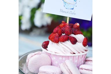 Wild Strawberry Cupcakes