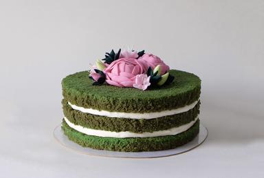 Green Cake with Roses
