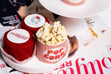 Popcorn Mini Cakes
