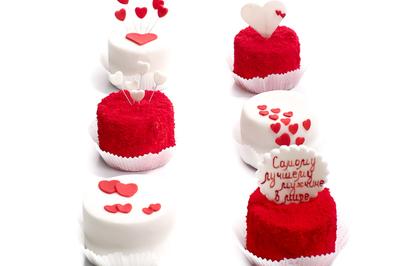Mini cakes for Valentine